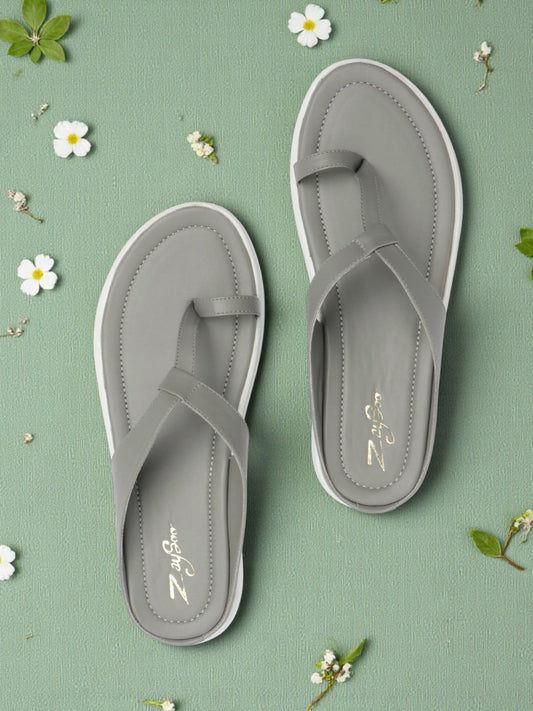 Lightweight Travel Footwear – Comfort On The Go